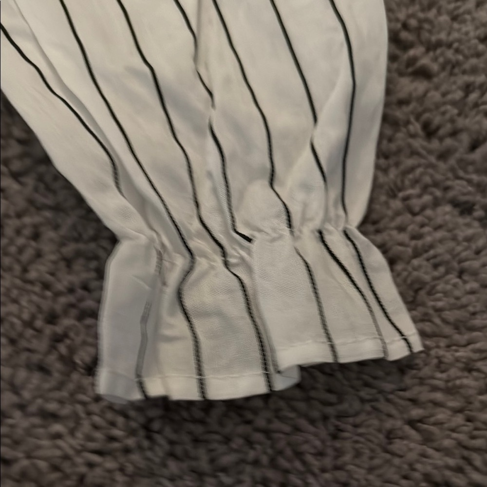 Striped Ruffle Blouse - Picture 3 of 5